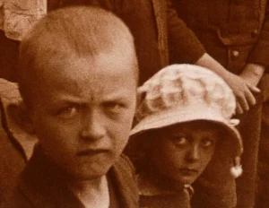 Tarnowskie Góry 1921, dzieci na ulicy